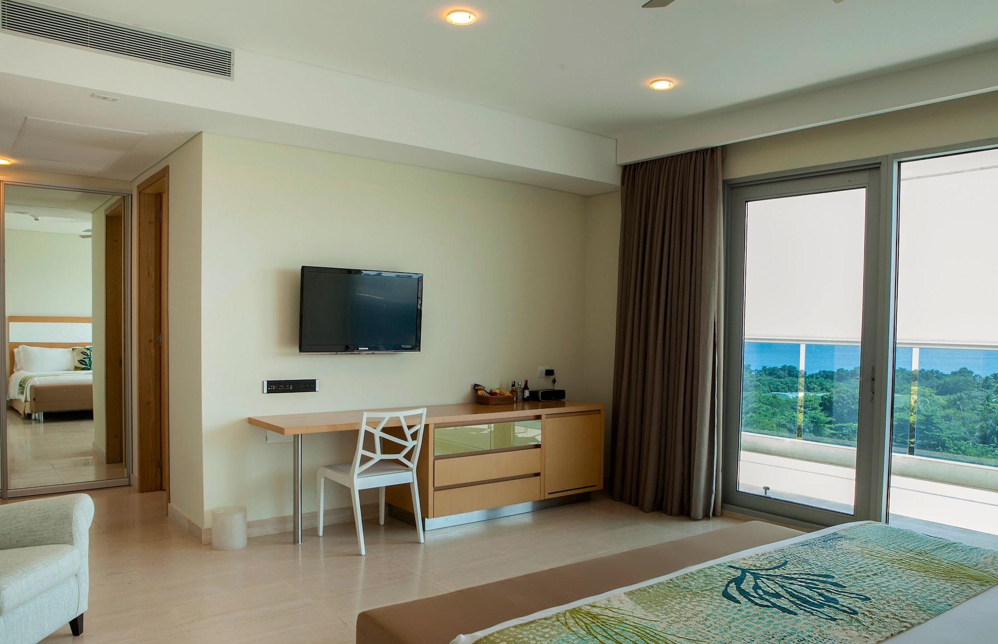 Las Americas Torre Del Mar Cartagena Exterior photo A bedroom at the resort