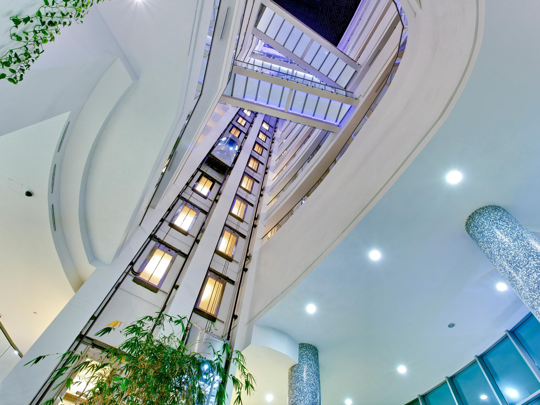 Las Americas Torre Del Mar Cartagena Exterior photo Interior of the hotel